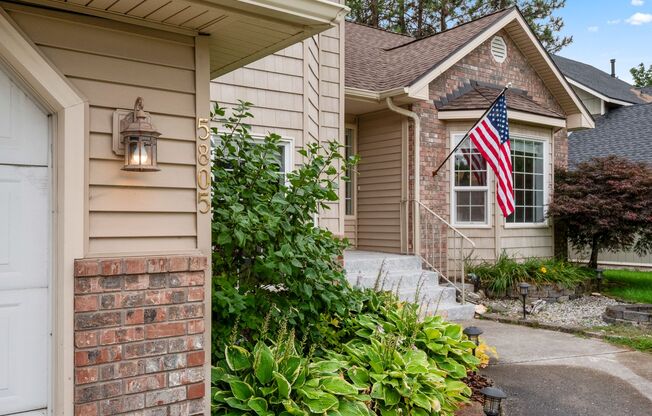 Spacious 5 Bed 3 Bath Home north Spokane with tons to offer