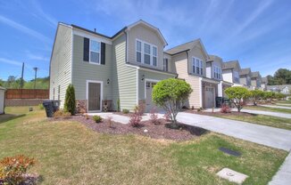 Beautiful End Unit Townhome in South Durham!