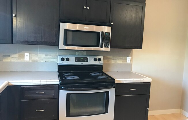 2 beds, 2 baths, $1,898