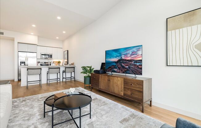 1 bed, 1 bath, 737 sqft, $2,049, Unit 510