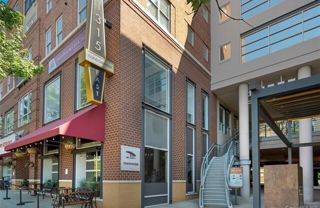 1315 East Blvd #406