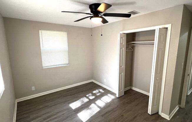 3 beds, 1 bath, $1,295