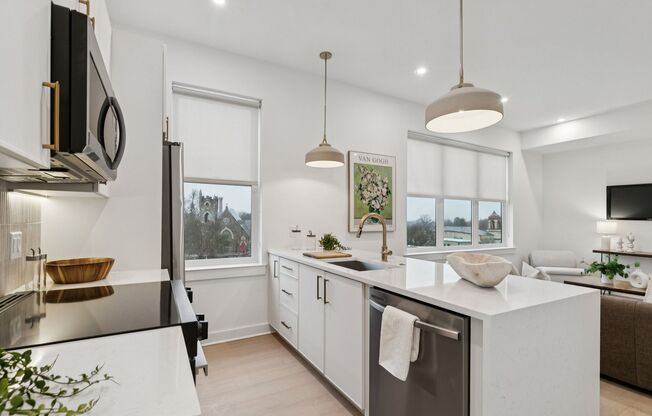 1 bed, 1 bath, 680 sqft, $1,673, Unit 305