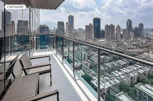 1 bed, 1 bath, 821 sqft, $5,800, Unit 24A