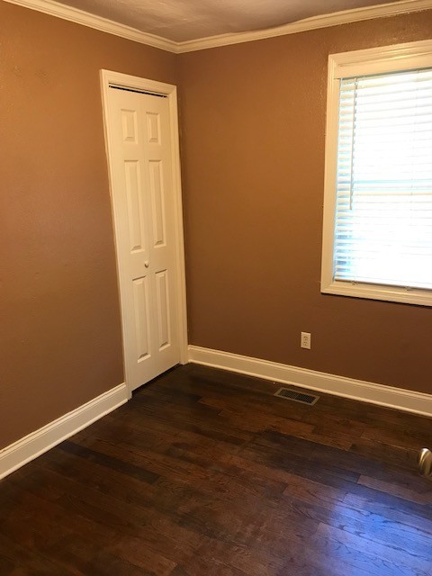 3 beds, 1 bath, $1,500