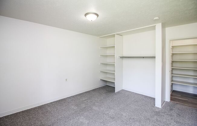1 bed, 1 bath, 482 sqft, $745, Unit 117