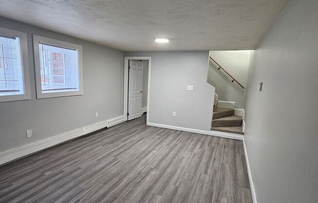 9 RIV ST TER