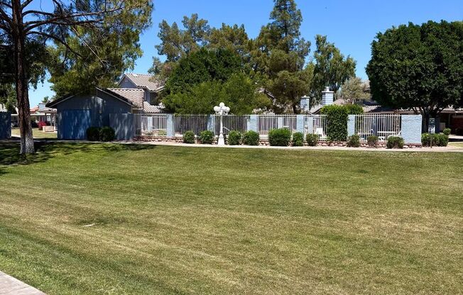 3 beds, 2.5 baths, $2,050, Unit # 1159