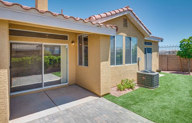 Discover the perfect blend of comfort and convenience in this charming 2-bedroom home