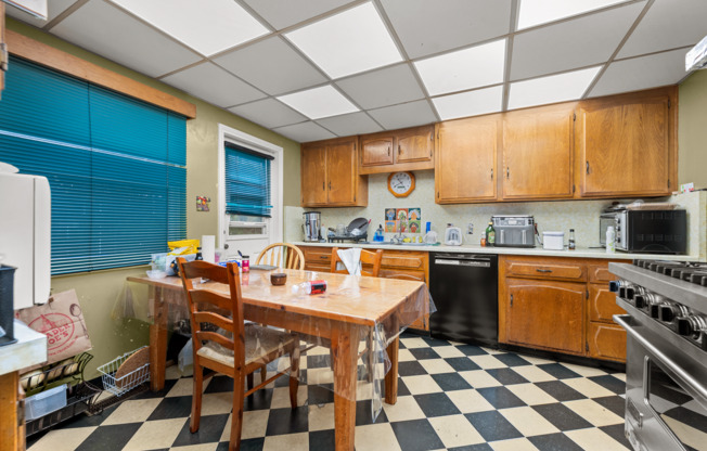 4 Bed/2 Bath House - Walk to SDSU!