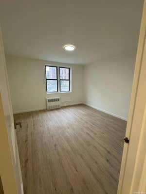 2 beds, 1 bath, 700 sqft, $2,600, Unit 1G