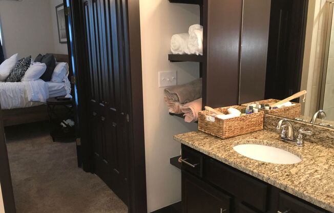 2 beds, 2 baths, 1,048 sqft, $1,650, Unit 4501-101