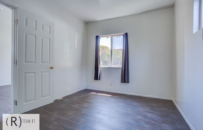 1 bed, 1 bath, 415 sqft, $1,650, Unit 1007 Simmons Ave