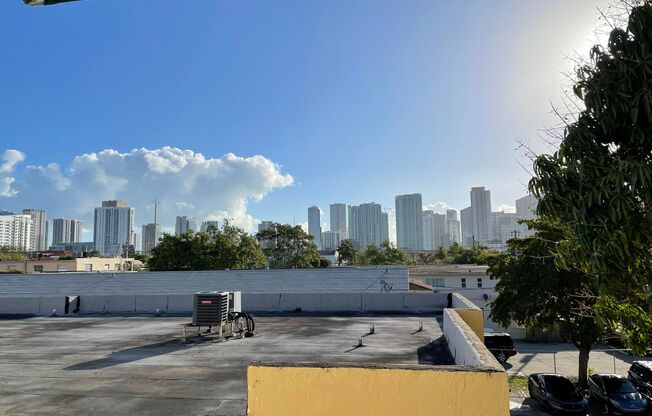 Seas Apartments, LLC