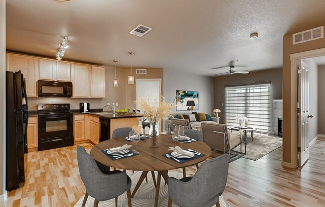 Spacious 2 Bed 2 Bath Condo in Highlands Ranch!!