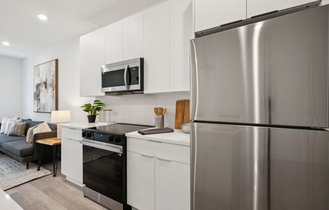 1 bed, 1 bath, 590 sqft, $1,540, Unit D210