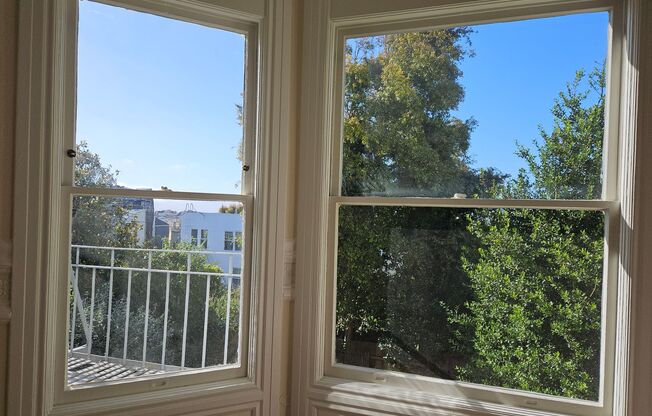 Cow Hollow: Remodeled Studio 1 Block from Union Street