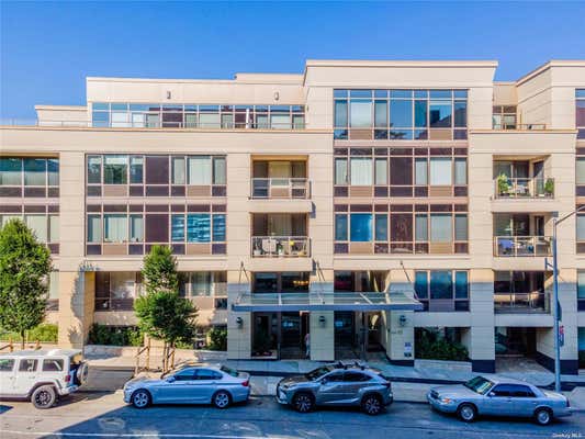 2 beds, 1 bath, $3,200, Unit 519