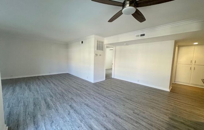 2 beds, 2 baths, $2,100, Unit APT 165