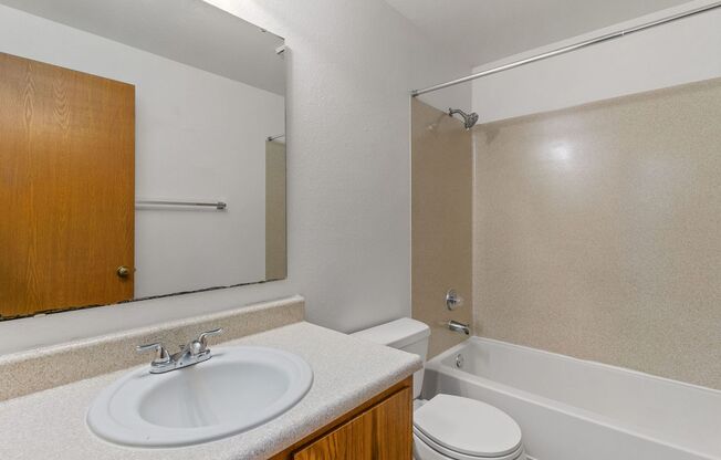 2 beds, 1 bath, 826 sqft, $1,375, Unit 3118-B