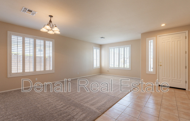 1738 W GLENHAVEN DR W
