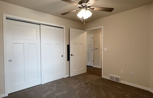 2 beds, 2 baths, 1,103 sqft, $1,690, Unit SH 1100-102