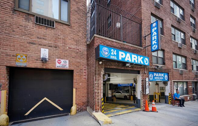 2 beds, 2 baths, 1,250 sqft, $6,500, Unit W7D