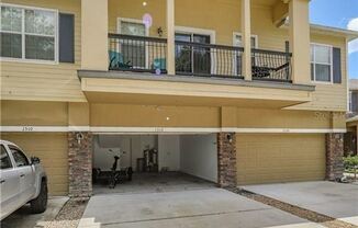 1512 Scarlet Oak Loop