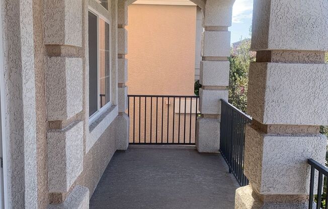 5 beds, 3.5 baths, $2,895