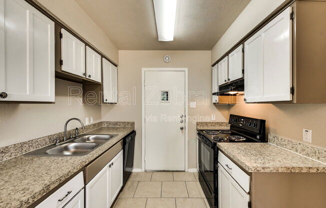7113 EDINBURG DR