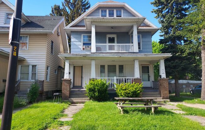 318-320 Durnan St