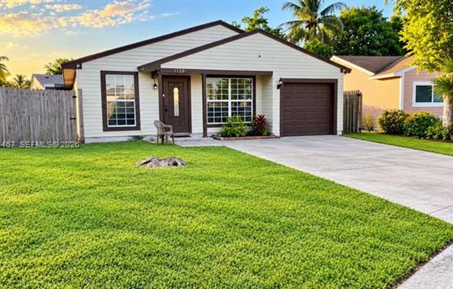 1720 SW 84th Ave # 1720, Miramar, FL 33025