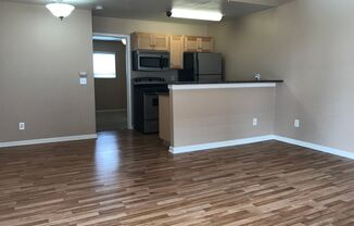 1 bed, 1 bath, $2,095, Unit 02