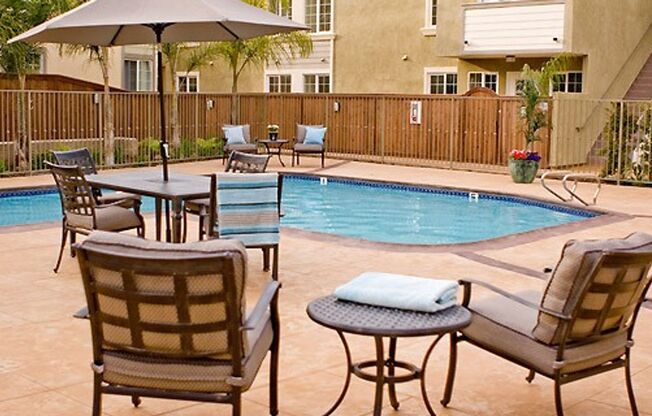 2 beds, 2 baths, $2,700