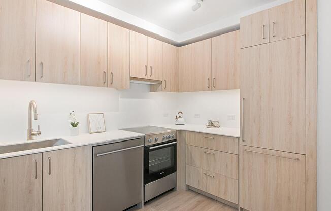 1 bed, 1 bath, $4,850, Unit PH201