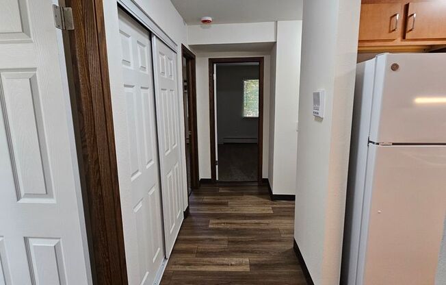 2 beds, 2 baths, 960 sqft, $1,025, Unit 21 - 107