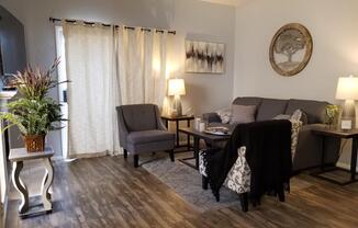 2019 W LEMON TREE Place