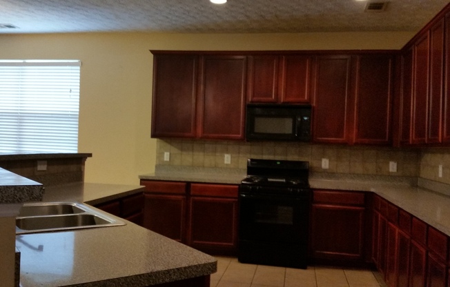 Swim Community - 4bd x 2 1/2bth w/2 Car Garage  (181 Bus Route) no sec 8