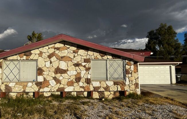Charming Single-Story Home located in the Heart of Las Vegas