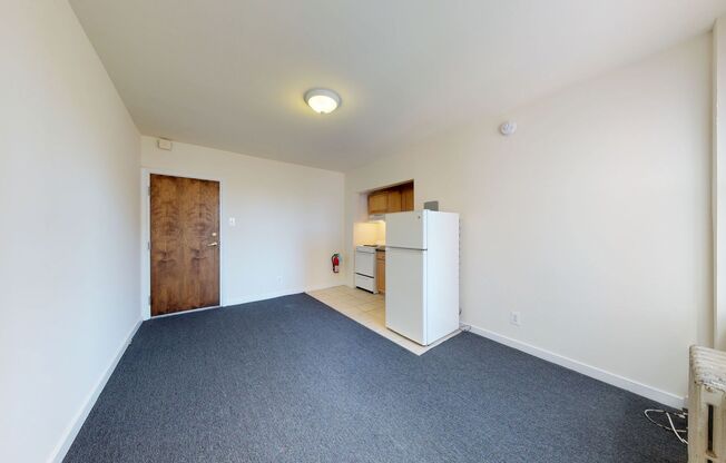 1 bed, 1 bath, 330 sqft, $1,020, Unit 110