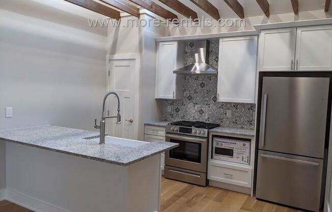 Beautifully renovated 2 bdr 2 ba house