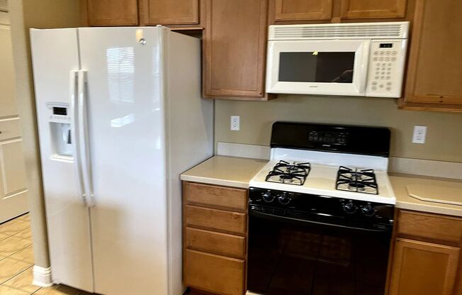 MOVE IN SPECIAL $500 OFF FIRST MONTHS RENT