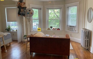 1125 COMMONWEALTH AVE