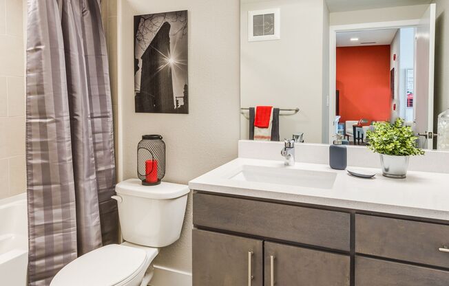 1 bed, 1 bath, 562 sqft, $1,595, Unit 403
