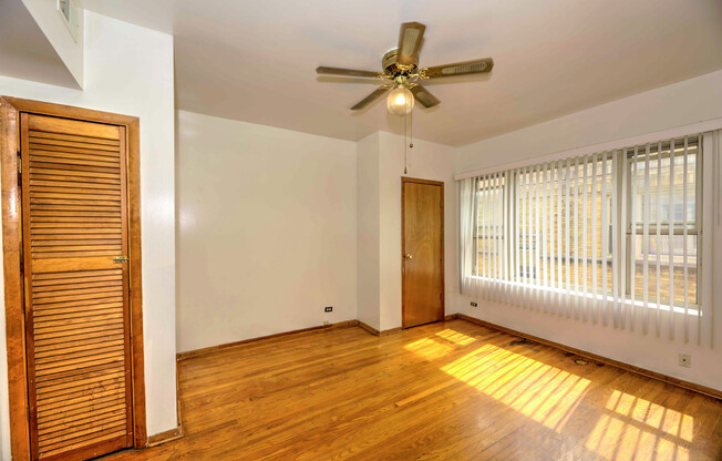 6343-47 Kedzie