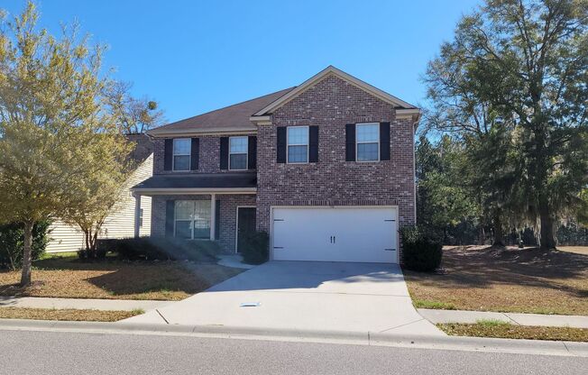Large 5 Bedroom home with fenced in yard in Cypress Ridge