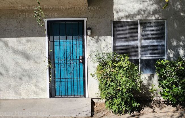 2909 S. Chester Ave