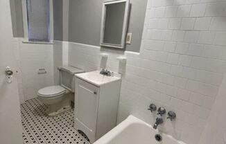 Studio, 1 bath, 215 sqft, $1,285, Unit 707