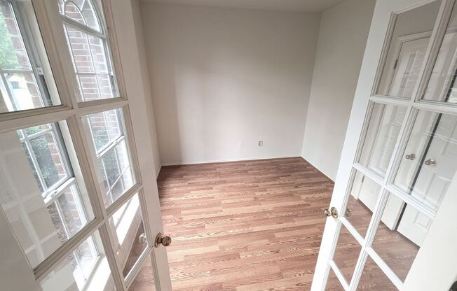 Welcome to your new home in the heart of Georgetown!