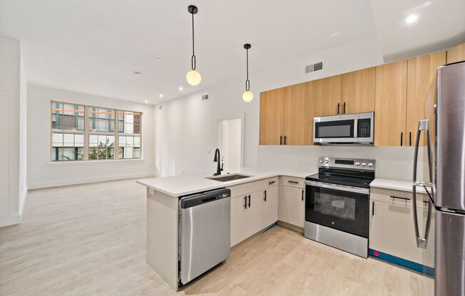 1 bed, 1 bath, 725 sqft, $1,850, Unit 304